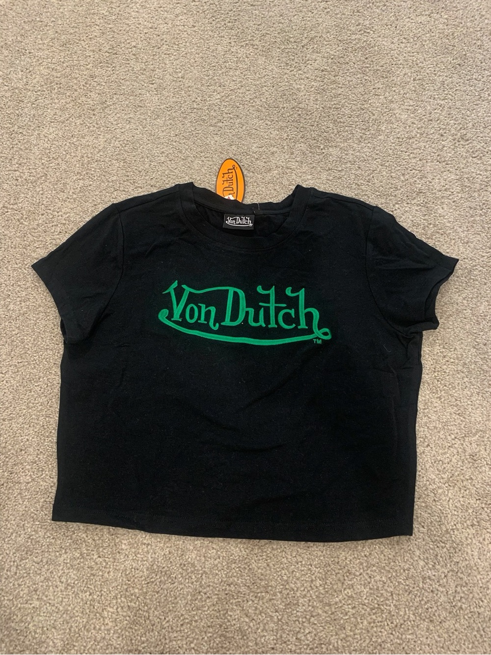 Von Dutch Black Green Logo Embroidered Cropped Short Sleeve Tee Size Large NWT